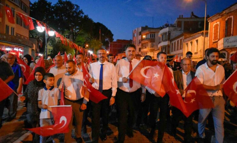 Havran’da 15 Temmuz anma etkinlikleri gerçekleştirildi 1 havranda 15 temmuz anma etkinlikleri gerceklestirildi c28c52d |