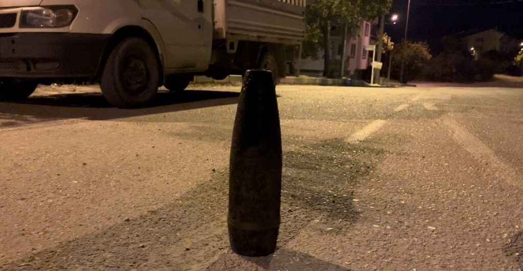 110 yillik bombanin yillarca uzerinde oturmuslar 2a253d1 |