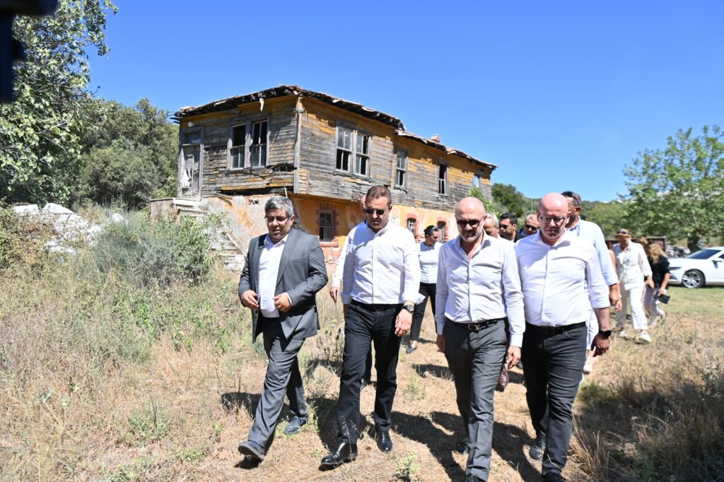 Başkan Akın ‘Marmara Mermer Taş Fabrikası’nı geleceğe kazandıracak 1 WhatsApp Image 2024 08 03 at 13.36.07 |