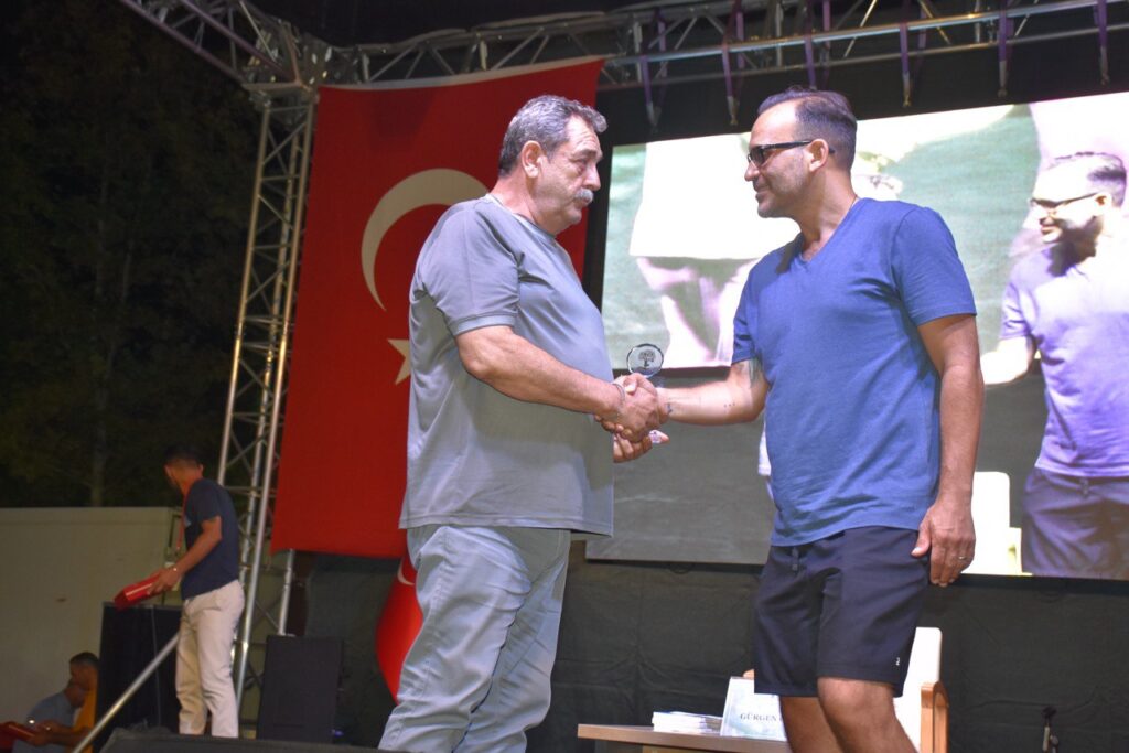 6. Edremit Kitap Fuarı'nın üçüncü günü: Sanat, bilim ve düşünce bir arada! 4 WhatsApp Image 2024 08 22 at 14.22.56 |