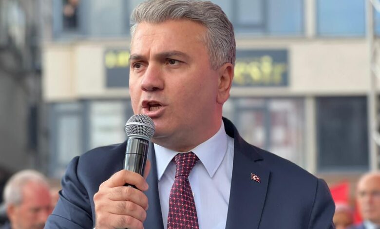 AK Parti Balıkesir Milletvekili Canbey: “Ayvalık’taki su sorununu çözün” 1 ak parti balikesir milletvekili canbey ayvaliktaki su sorununu cozun 59ddf11 e1723556748360 |
