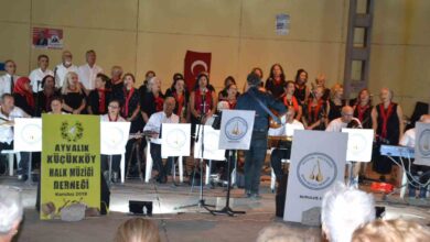 ayvalik kucukkoy halk muziginin konserine ilgi yogun oldu 0a250ab |
