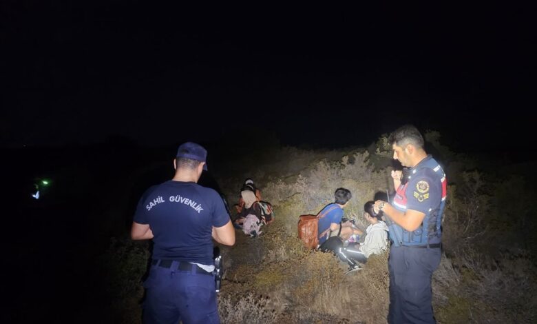 Ayvalık’ta 5’i çocuk, 10 düzensiz göçmen Sahil Güvenlik Koldes ve Jandarma timlerince yakalandı 1 ayvalikta 5i cocuk 10 duzensiz gocmen sahil guvenlik koldes ve jandarma timlerince yakalandi e8fe62e |