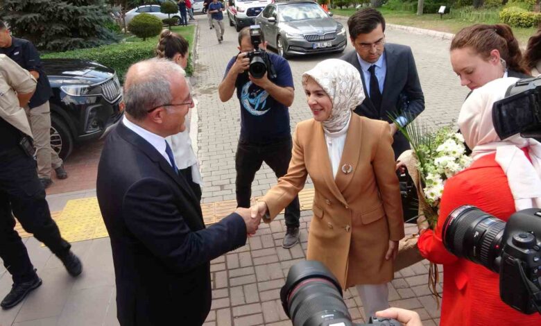 bakan goktastan canakkale valiligine ziyaret 749f25e |