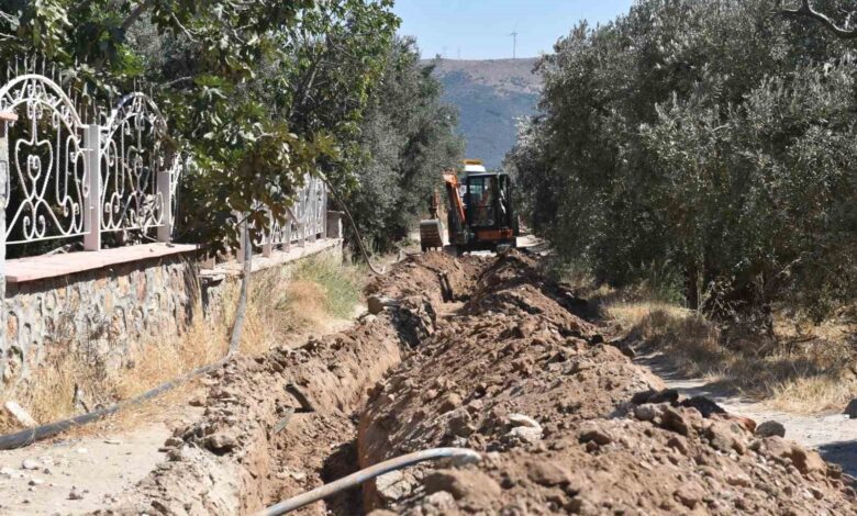 Balıkesir’de, 80 bin zeytin ağacı suyla buluştu 1 balikesirde 80 bin zeytin agaci suyla bulustu aeeae15 |