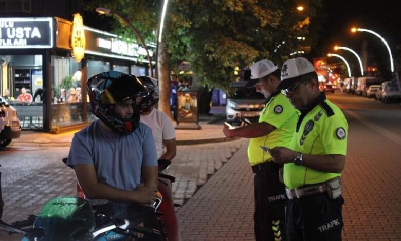 Balıkesir’de asayiş ve trafik denetimi 1 balikesirde asayis ve trafik denetimi 9677a59 |