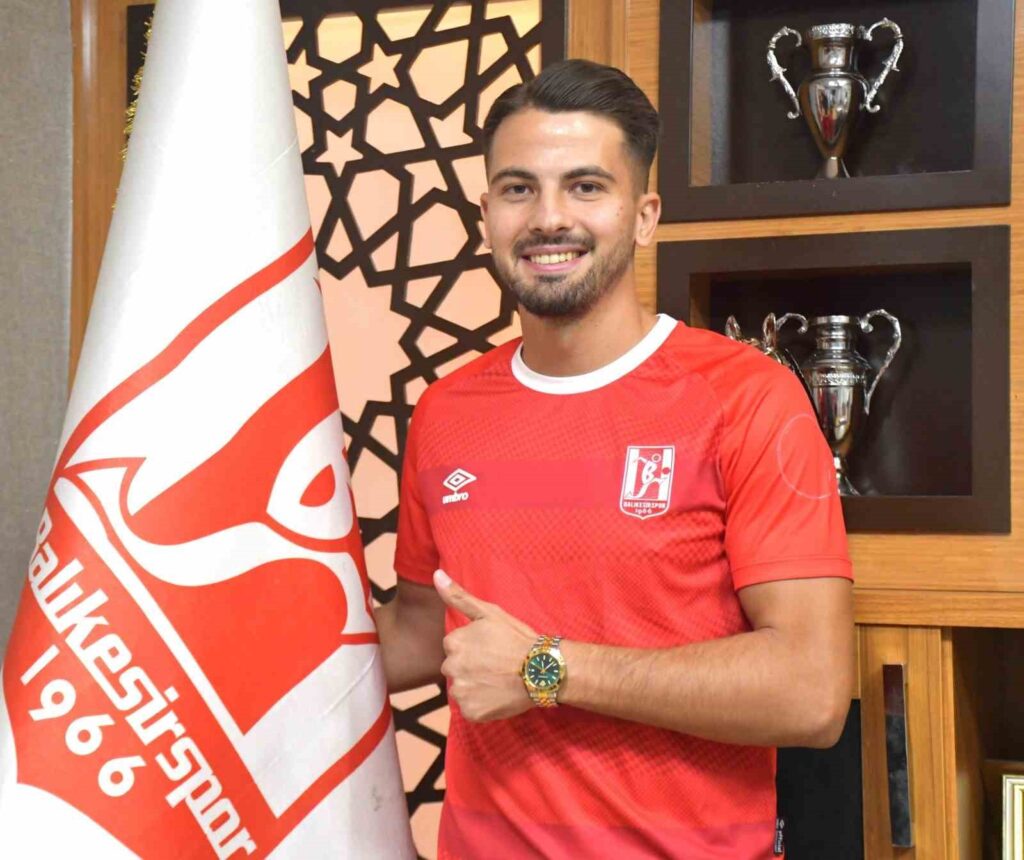 bolusporlu tayfun kirca balikesirsporda 04d189d |