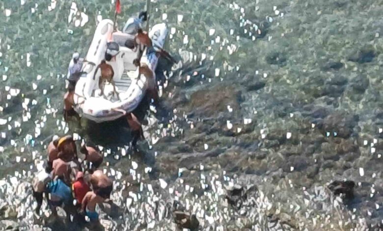 Çanakkale’de 30 metrelik uçurumdan düşen şahıs yaralandı 1 canakkalede 30 metrelik ucurumdan dusen sahis yaralandi ea3bec5 |