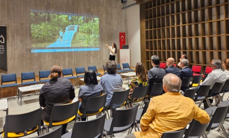 Dardanos Tümülüsü Turizm Destinasyonu Oluşturma Çalışmaları Hız Kesmeden Devam Ediyor 1 dardanos tumulusu turizm destinasyonu olusturma calismalari hiz kesmeden devam ediyor b220302 |