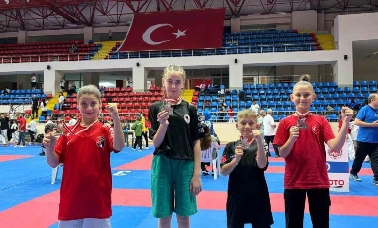 Manyaslı karateciler başarıya doymuyor 1 manyasli karateciler basariya doymuyor 1111d2d |