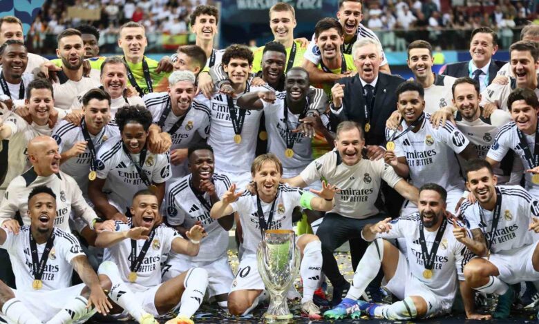 Real Madrid ve Ancelotti, Süper Kupa tarihine geçti 1 real madrid ve ancelotti super kupa tarihine gecti 7b63637 |