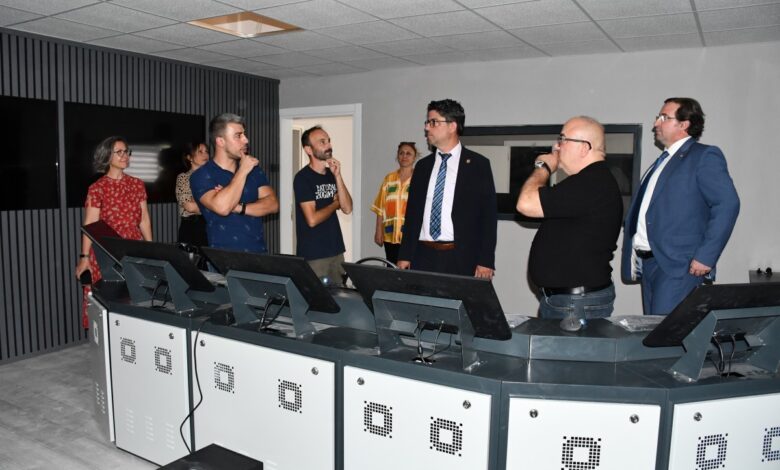 Rektör Erenoğlu, Denizcilik Eğitim Merkezi İnşaatında incelemelerde bulundu 1 rektor erenoglu denizcilik egitim merkezi insaatinda incelemelerde bulundu 4fdc76f |