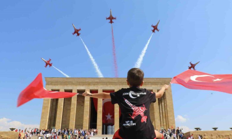 turk yildizlarindan 30 agustosa ozel anitkabir saygi ucusu 96dcc9b |