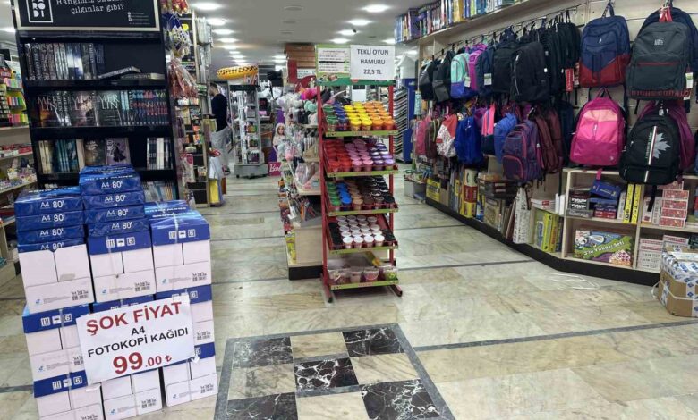 Velilerin kırtasiye telaşı başladı 1 velilerin kirtasiye telasi basladi aedab9b |