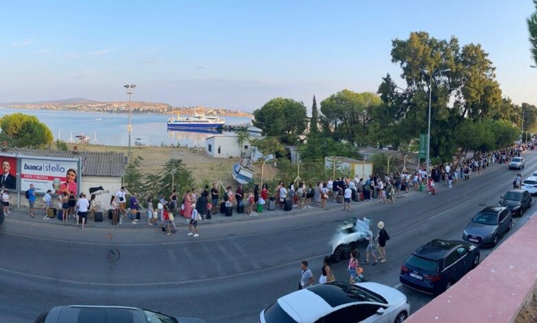 zaferin 100 yilinda tatilciler yunan adalarina akin etti 0e7bafa |