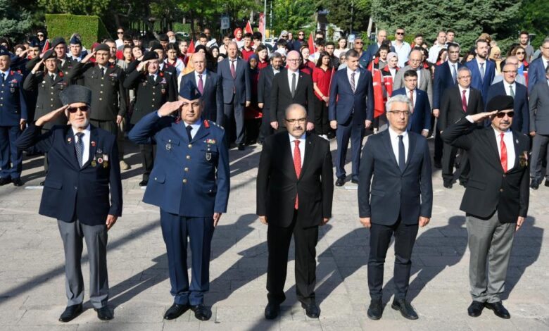 Balıkesir'de Gaziler Günü kutlandı 1 AW290976 06 |