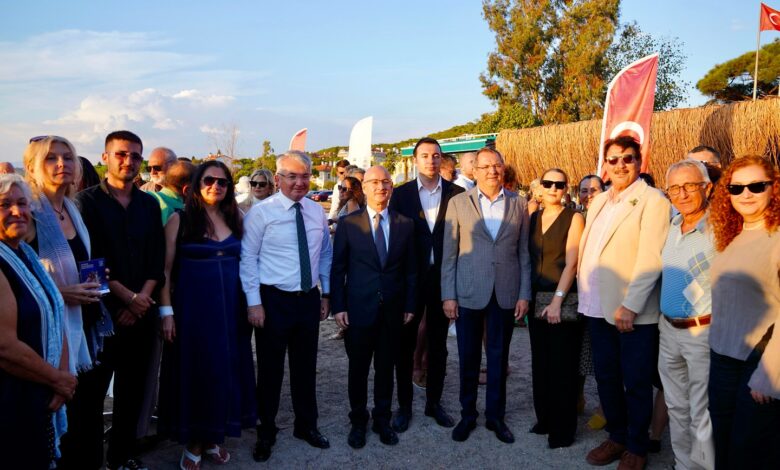 Ayvalık Uluslararası Film Festivali Başladı 1 Ayvalik Uluslararasi Film Festivali Basladi 6 |