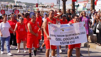Ayvalikta 32inci kez duzenlenen Ayvalik Engelliler Senligi basladi. 2 |