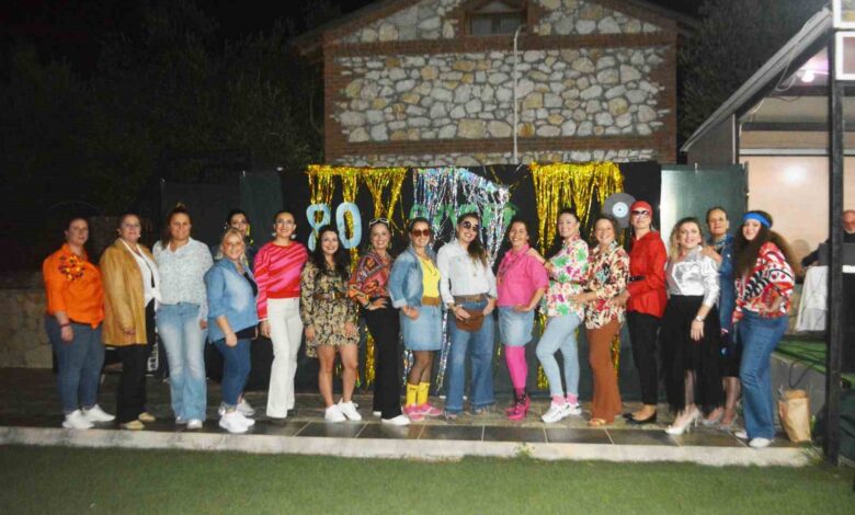 ayvalikli off roadcilar 80ler gecesiyle costu 1141fd3 |