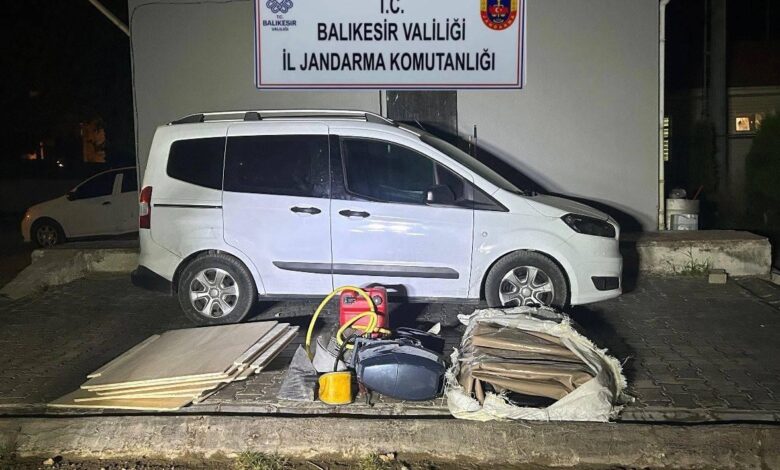 ayvalikta 33 gocmen ve 1 organizator jandarmadan kacamadi 955b308 |