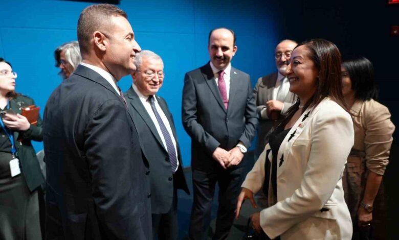 Başkan Ahmet Akın, New York’ta bulunan Türkevi’ni ziyaret etti 1 baskan ahmet akin new yorkta bulunan turkevini ziyaret etti 1f47118 |