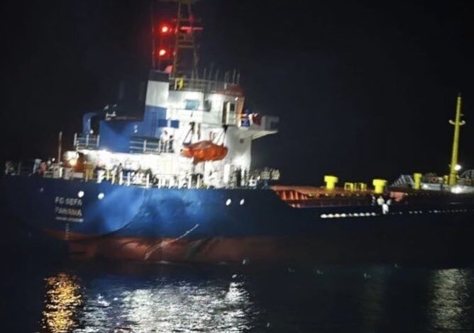 Çanakkale Boğazı’ndan geçen kuru yük gemisi makine arızası yaptı 1 canakkale bogazindan gecen kuru yuk gemisi makine arizasi yapti c0159c9 |