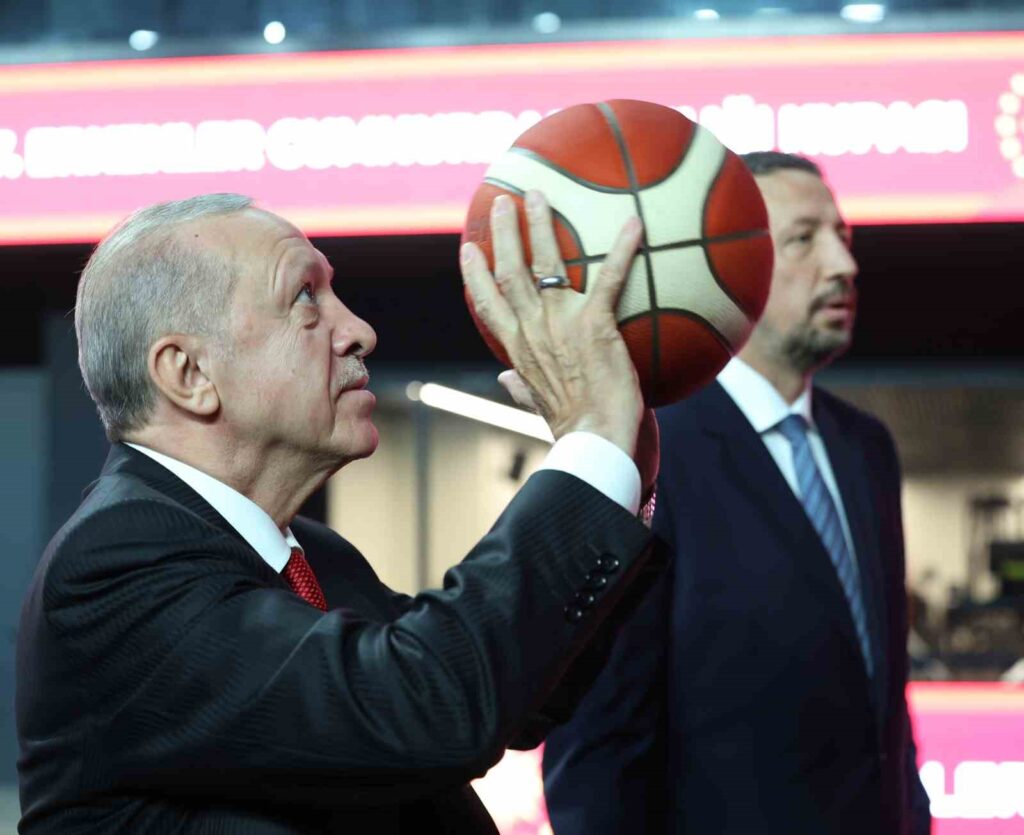 cumhurbaskani erdogan istanbul tarih sanat ve sporun baskenti olacak d4fe2f1 |