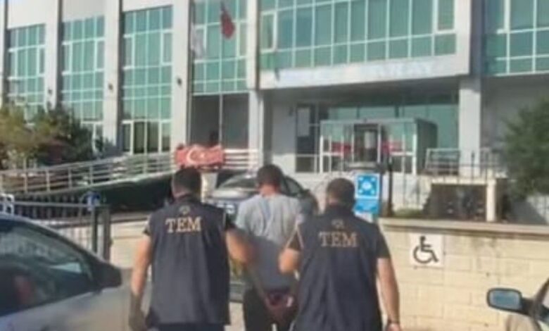 Gönen’de FETÖ operasyonu: 1 kişi yakalandı 1 gonende feto operasyonu 1 kisi yakalandi d81f821 |