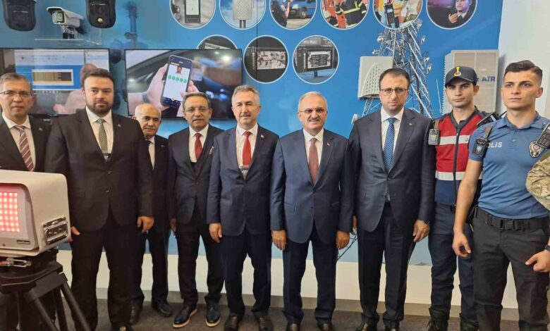 İç Güvenlik Ekipmanları Fuarı İGEF’24 başladı 1 ic guvenlik ekipmanlari fuari igef24 basladi ca3a1e3 |