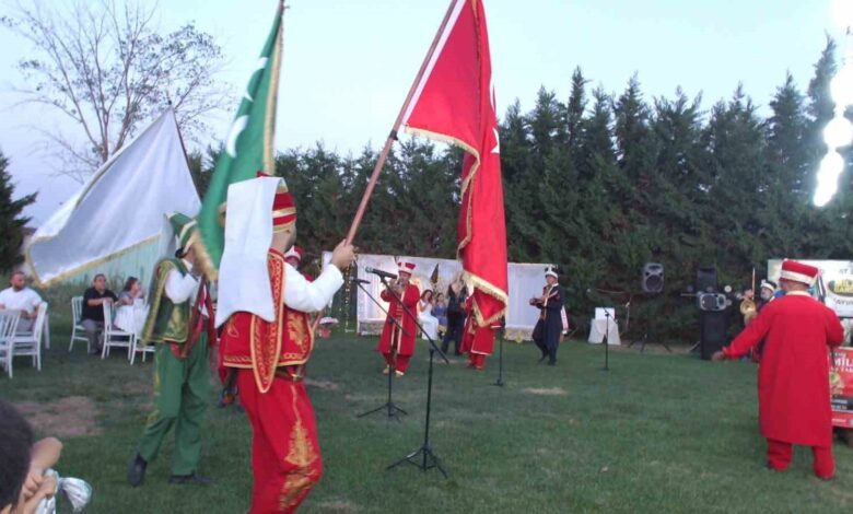 yillar once oglu icin getirdigi mehteri isimdi de torunu icin getirdi 0b002bc |