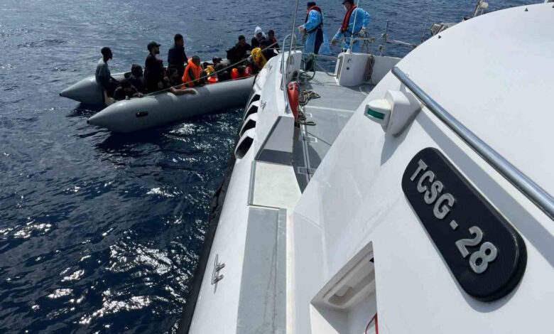 yunanistan olume terk ediyor turk sahil guvenlik kurtariyor af64350 |