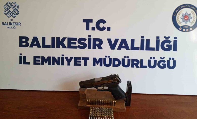 8 suç kaydı olan şahıs Bandırma’da yakalandı 1 8 suc kaydi olan sahis bandirmada yakalandi cdae362 |