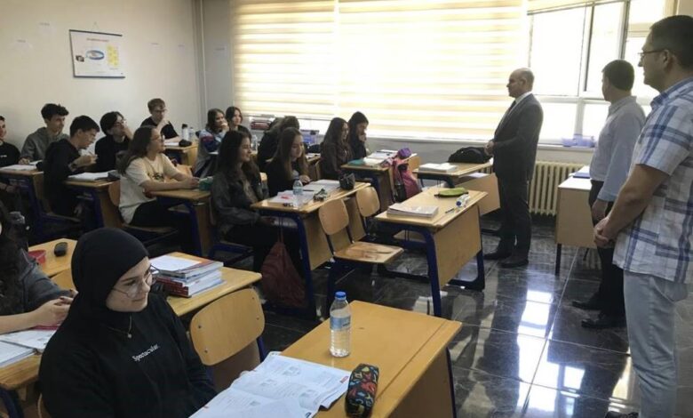 Çan Kaymakamı’ndan okullarda incelemelerde bulundu 1 AW304093 01 |