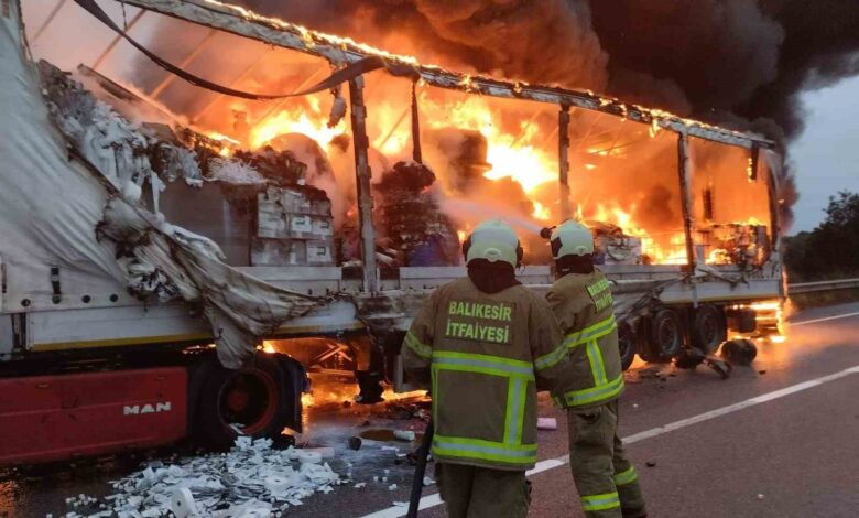 balikesir itfaiyesi 10 ayda 2 bin 993 can kurtardi a4a9316 |