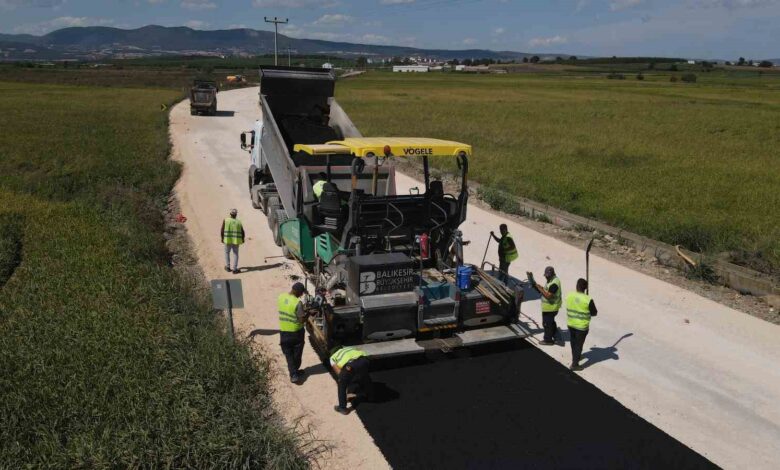 Balıkesir’de yolu olmayan yer kalmayacak 1 balikesirde yolu olmayan yer kalmayacak 3d99628 |