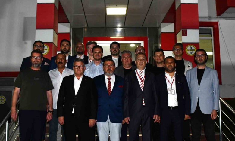 balikesirspor kulubunden yumruk aciklamasi 8fc4880 |