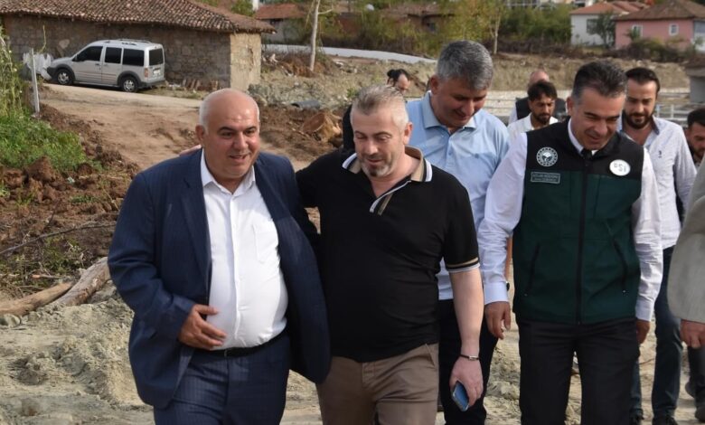 baskan aka muhtarlarla gorusup sorunlari not ediyor 6263f34 |