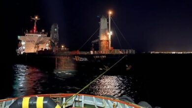 canakkale bogazindan gecen kuru yuk gemisi makine arizasi yapti 0380ca3 |