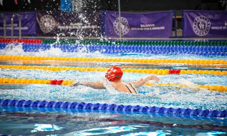 cumhuriyet icin yuzduler 1335487 |