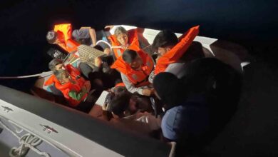 edremit aciklarinda 3u cocuk 11 duzensiz gocmen yakalandi 9a3cb92 |