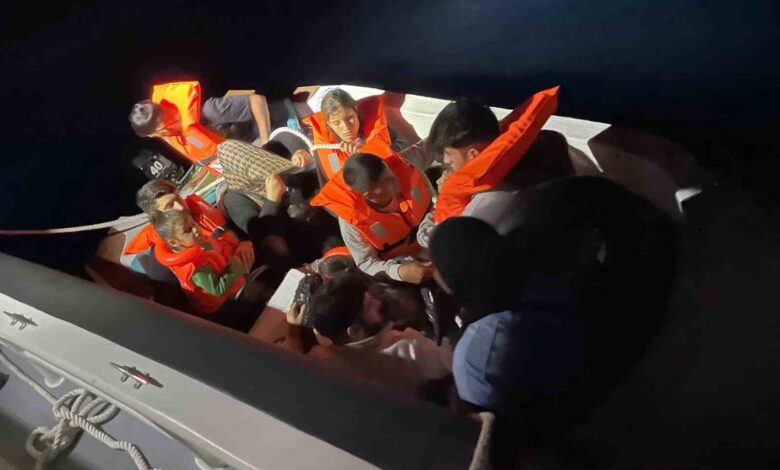 edremit aciklarinda 3u cocuk 11 duzensiz gocmen yakalandi 9a3cb92 |