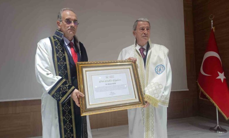 hulusi akara bandirma onyedi eylul universitesinde fahri doktora unvani b3eed39 |