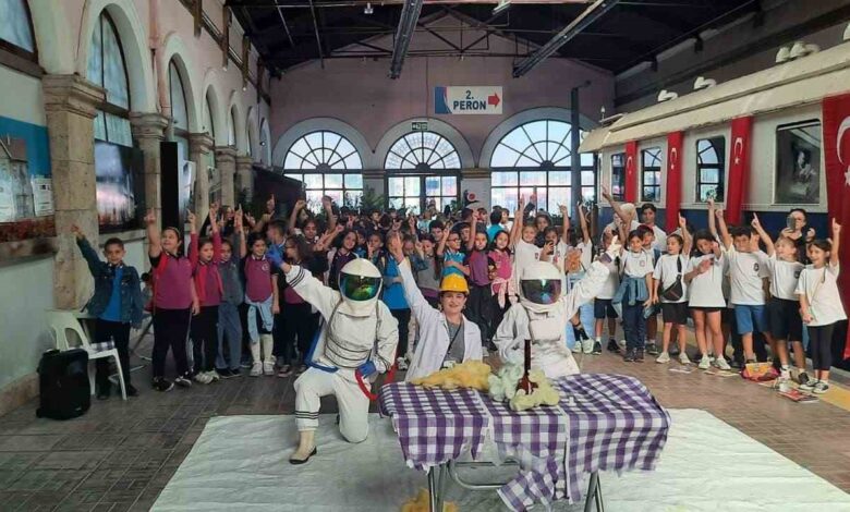 İzmir’de bilim ve teknoloji rüzgârı 1 izmirde bilim ve teknoloji ruzgri 65a721e |
