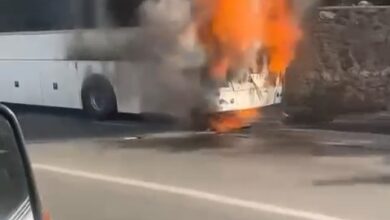 seyir halindeki otobus alev alev yandi 4b0af34 |