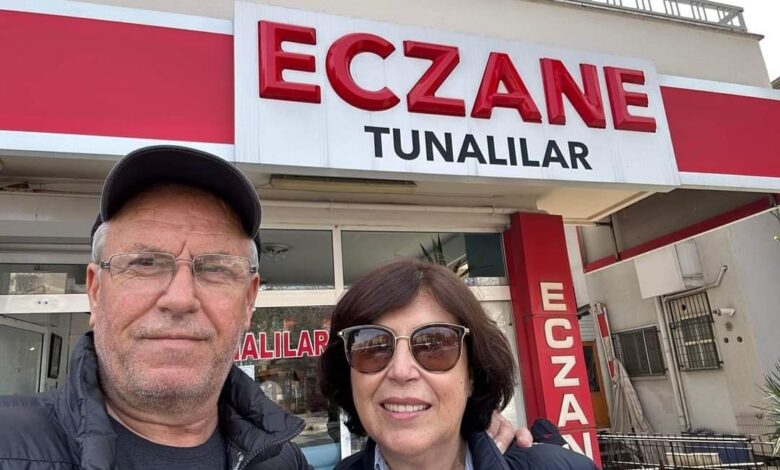 Tunalılar çifti son yolcuklarına uğurlandı 1 tunalilar cifti son yolcuklarina ugurlandi 1df2166 |