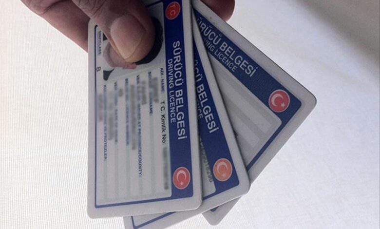 Bakan Yerlikaya: Eski tip ehliyet yenileme süresi uzatıldı 1 124746578 thumbsbcda3f0623d4a8703b7d9702d938f21586 |