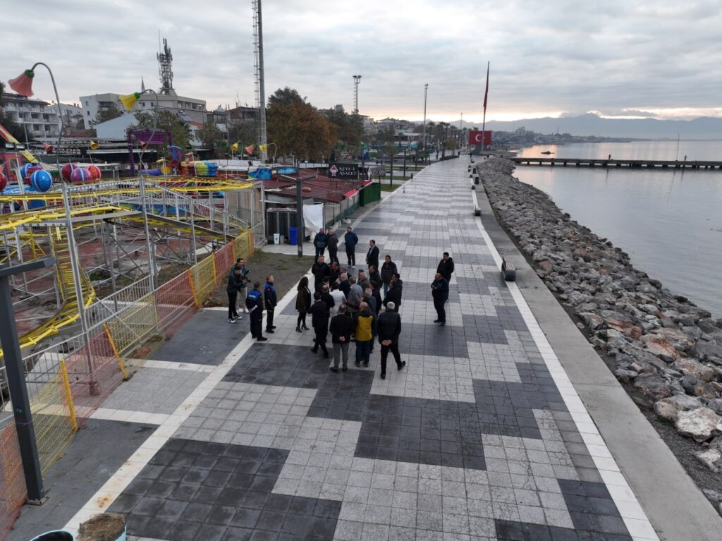 5902324009159216272 |