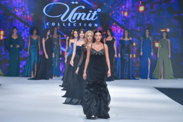 AW332762_07 AW332762 07 |