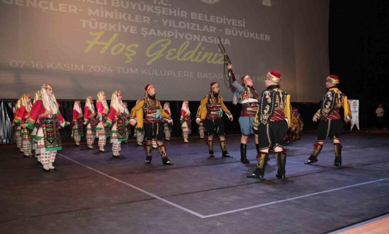ayna folklor ekibi denizlide turkiye 3su oldu f75ad23 |