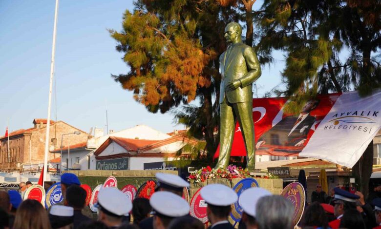ayvalikta ataturk huzunle anildi b9f23fb |